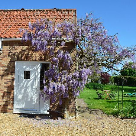 Wisteria Cottage Gayton  Bagian luar foto