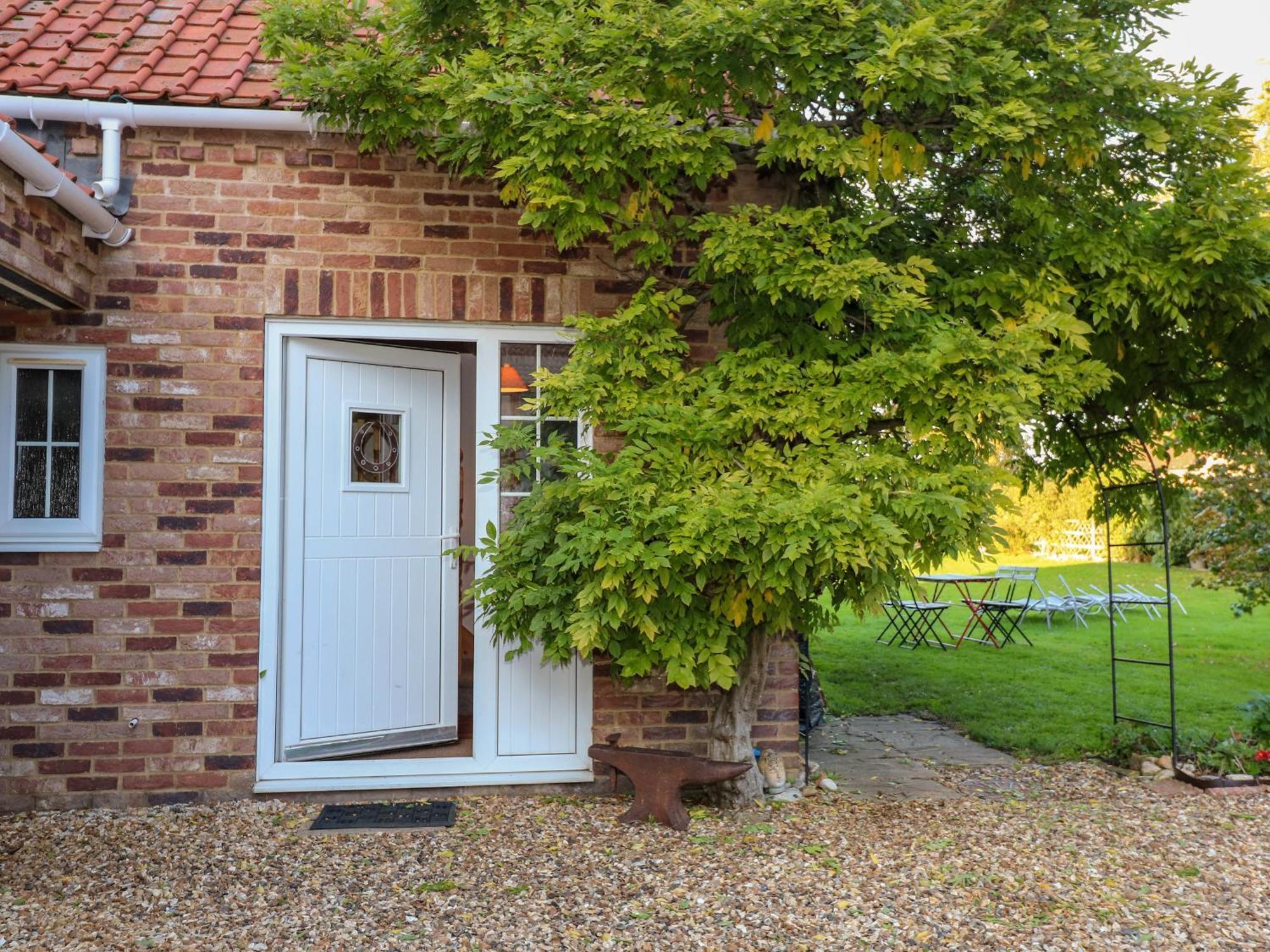 Wisteria Cottage Gayton  Bagian luar foto